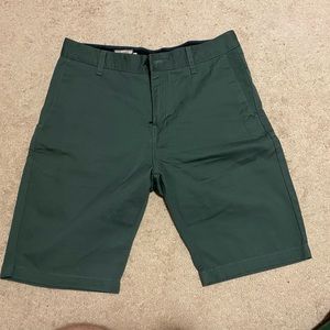 Volcom men’s shorts size 31, very lightly worn
